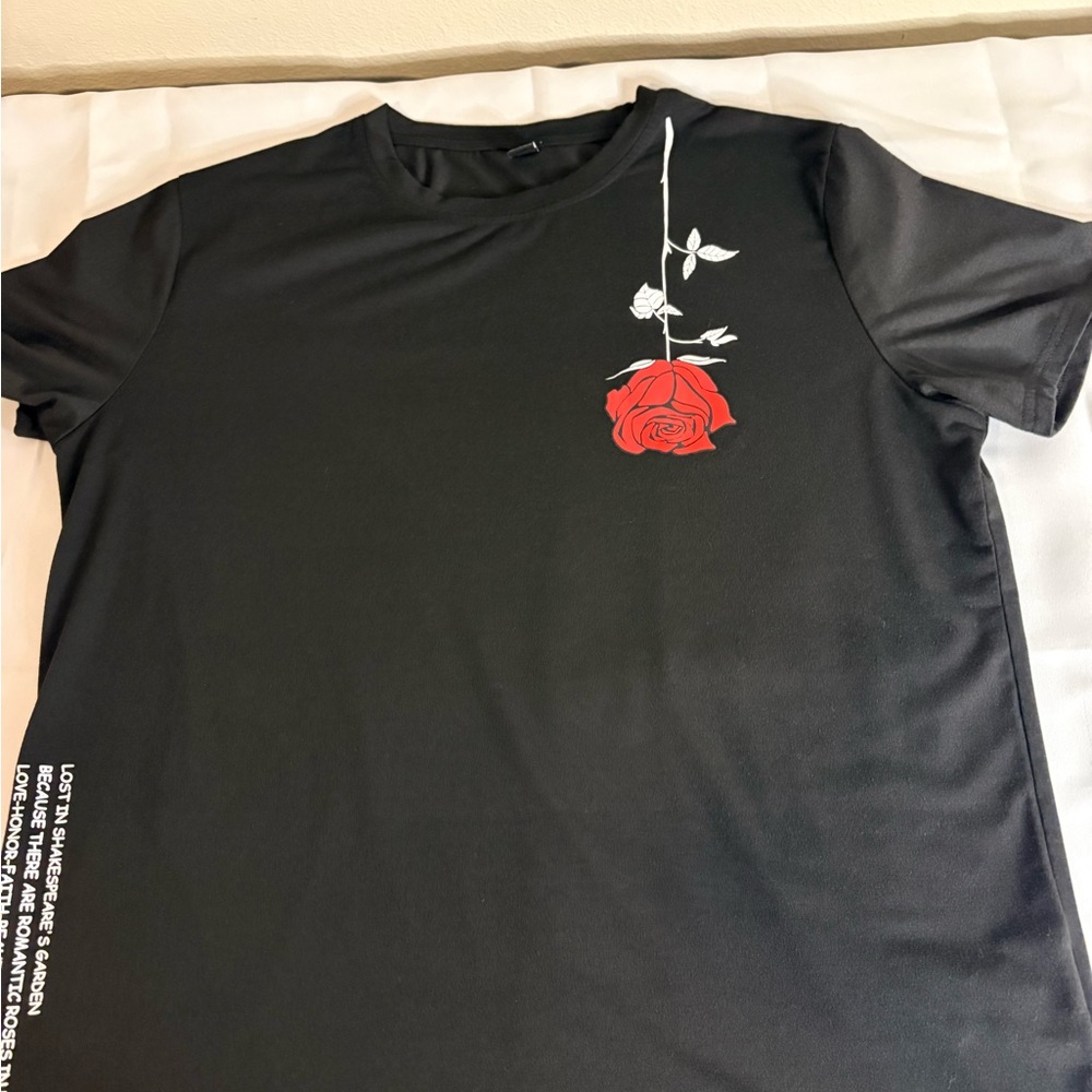 Stylish Black Tee with Red Rose Graphic